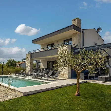 Libreto Holiday home Vosteni